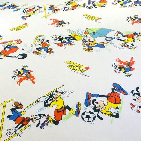 Vintage Sport Goofy TWIN Bed FLAT Top Sheet: Esmond Canada -Walt Disney Bedding - Picture 2 of 13